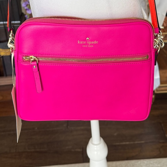NWT Kate Spade Pink Crossbody Bag, vivid snapdragon color. - Picture 1 of 7